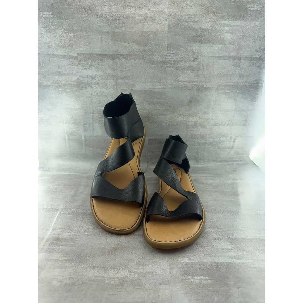 Born Black Leather Strappy Gladiator Back Zip Sandals BR0019303 Women Sz 10M